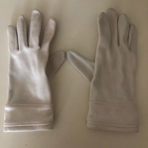 Cream gloves